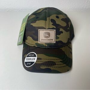 Toddler Boys John Deere Green and Brown Camouflage Hat (Size 2T-4T)